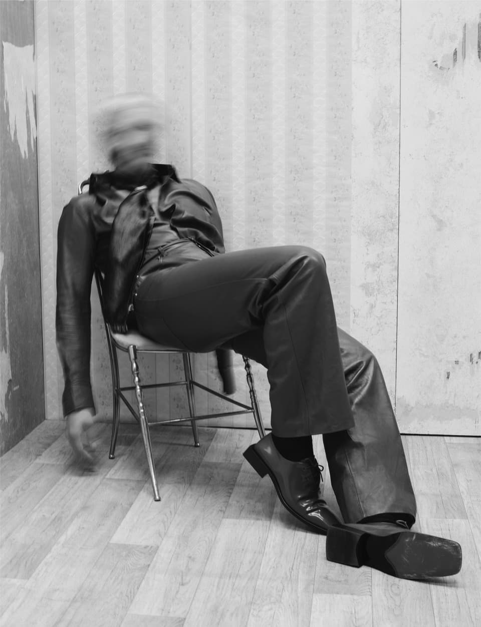 Replica Magazine x Lucky Love  - Media 302