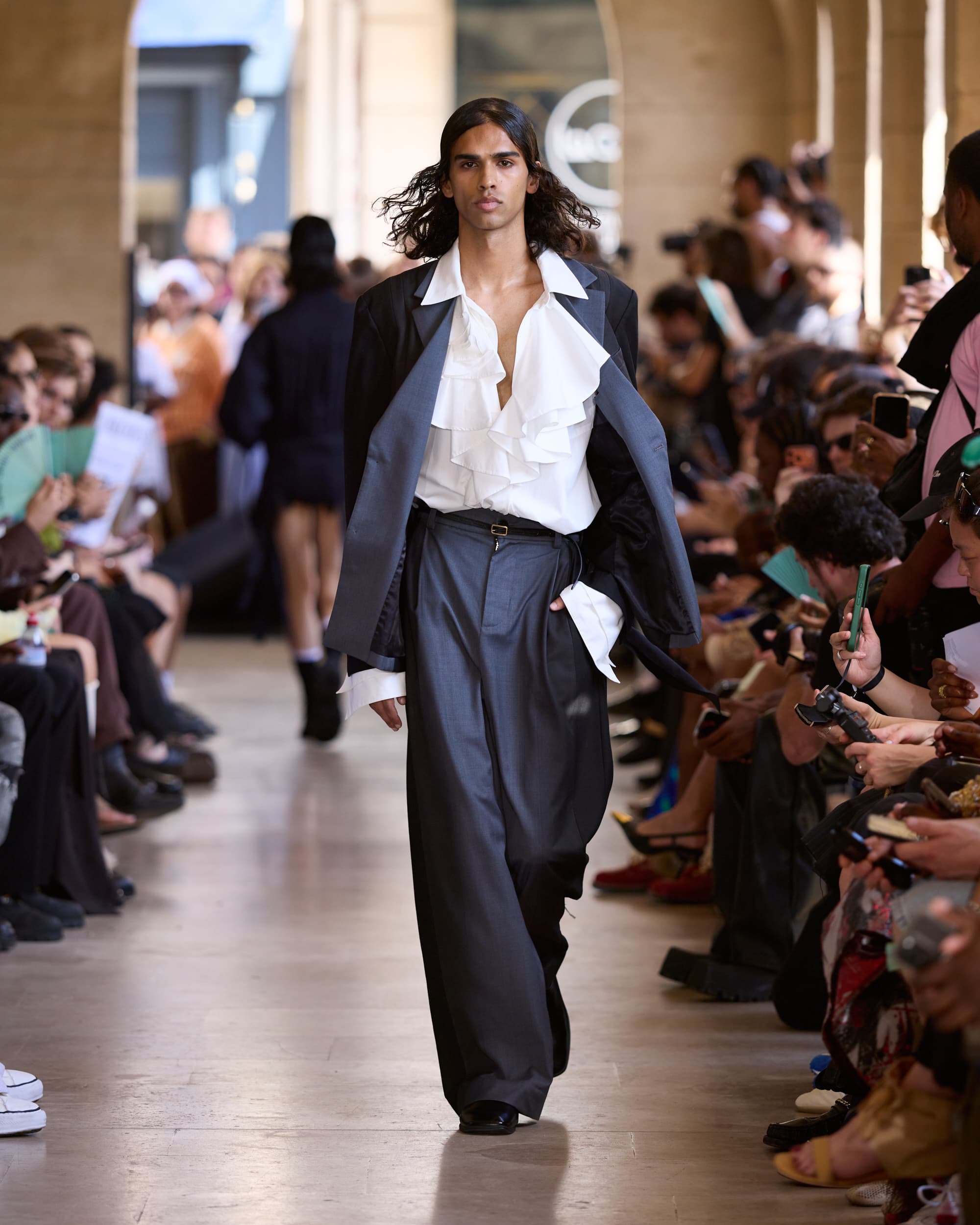 Feng Chen Wang SS27  - Media 579