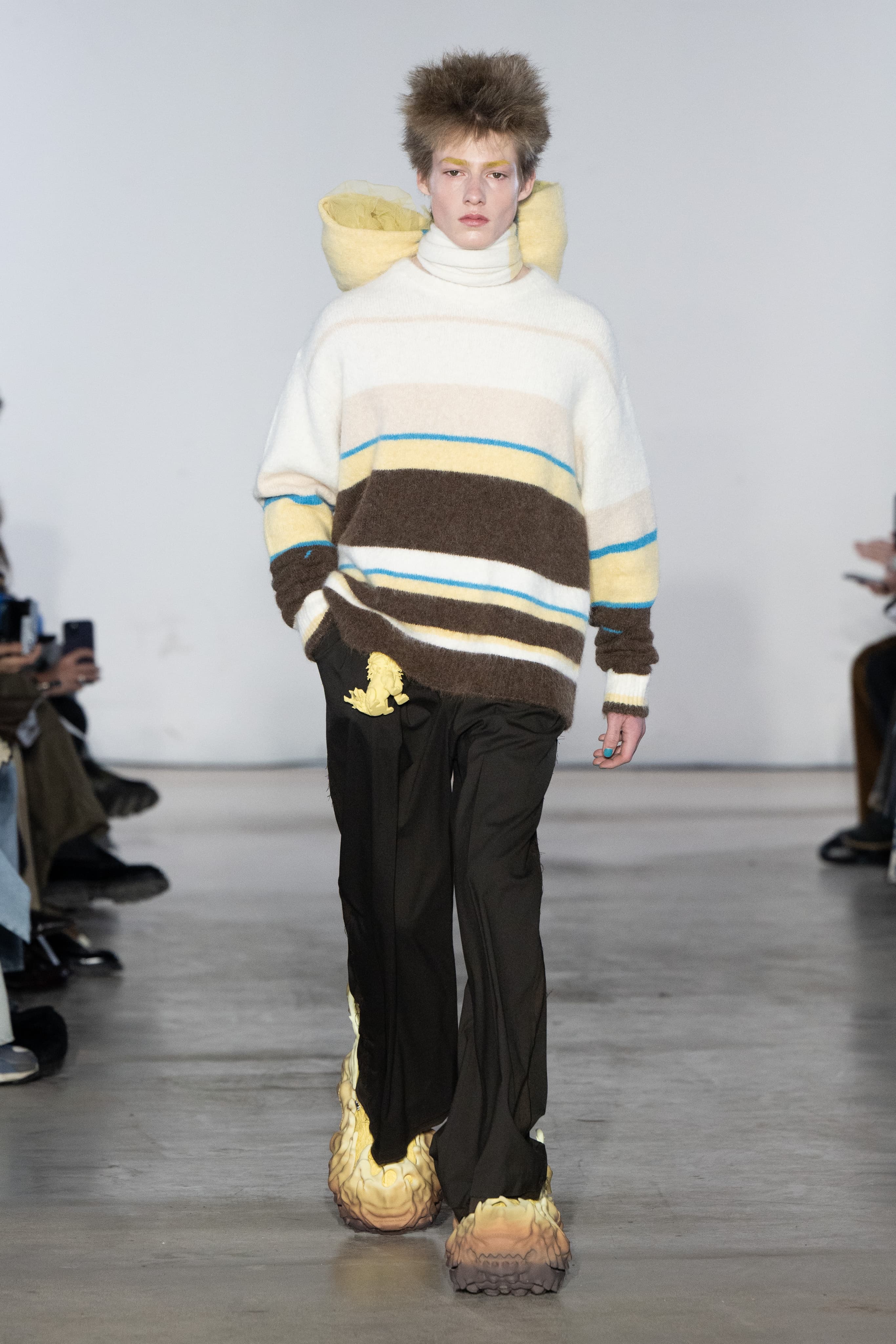 Feng Chen Wang Fall Winter 25 - Media 193